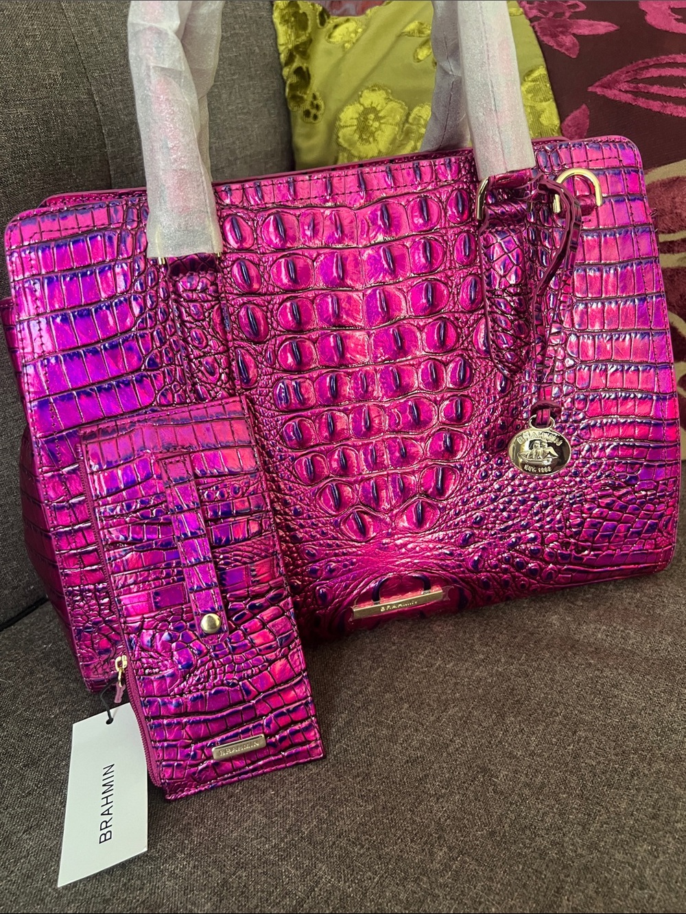 BRAHMIN Voltage Violet Small Finley Satchel with matching Credit Card Wallet NWT - Picture 17 of 17